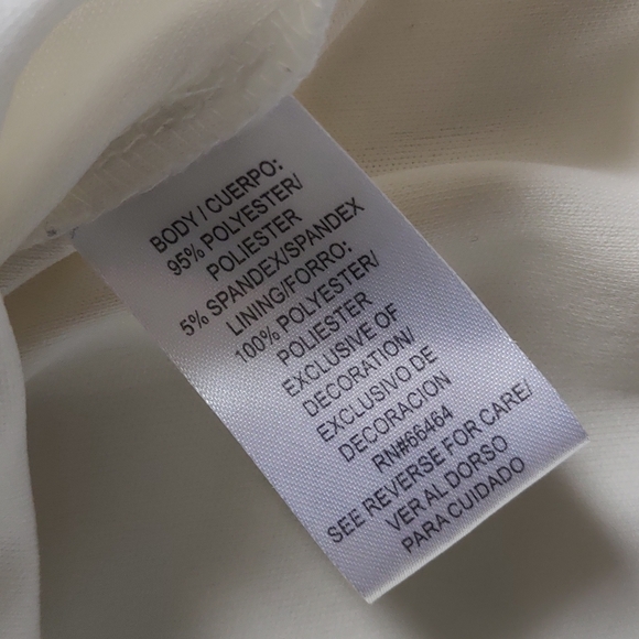 Cream knee-length dress - Picture 5 of 6